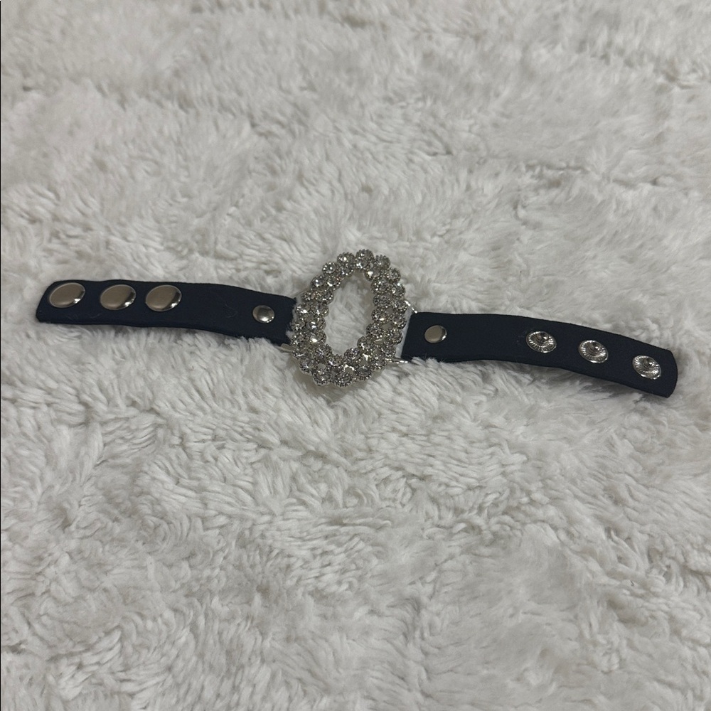 Sparkling Crystal Oval bracelet - Clear Rhinestones